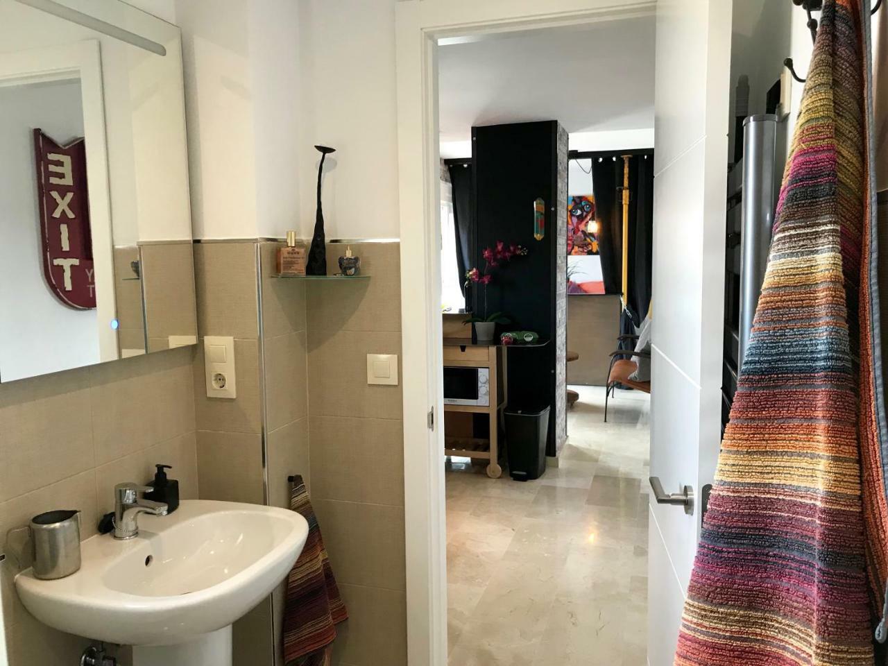 Studio "Mosaico" With Parking, Air Conditioner, Pool, Fibre Optic 600Mb Included タリファ エクステリア 写真